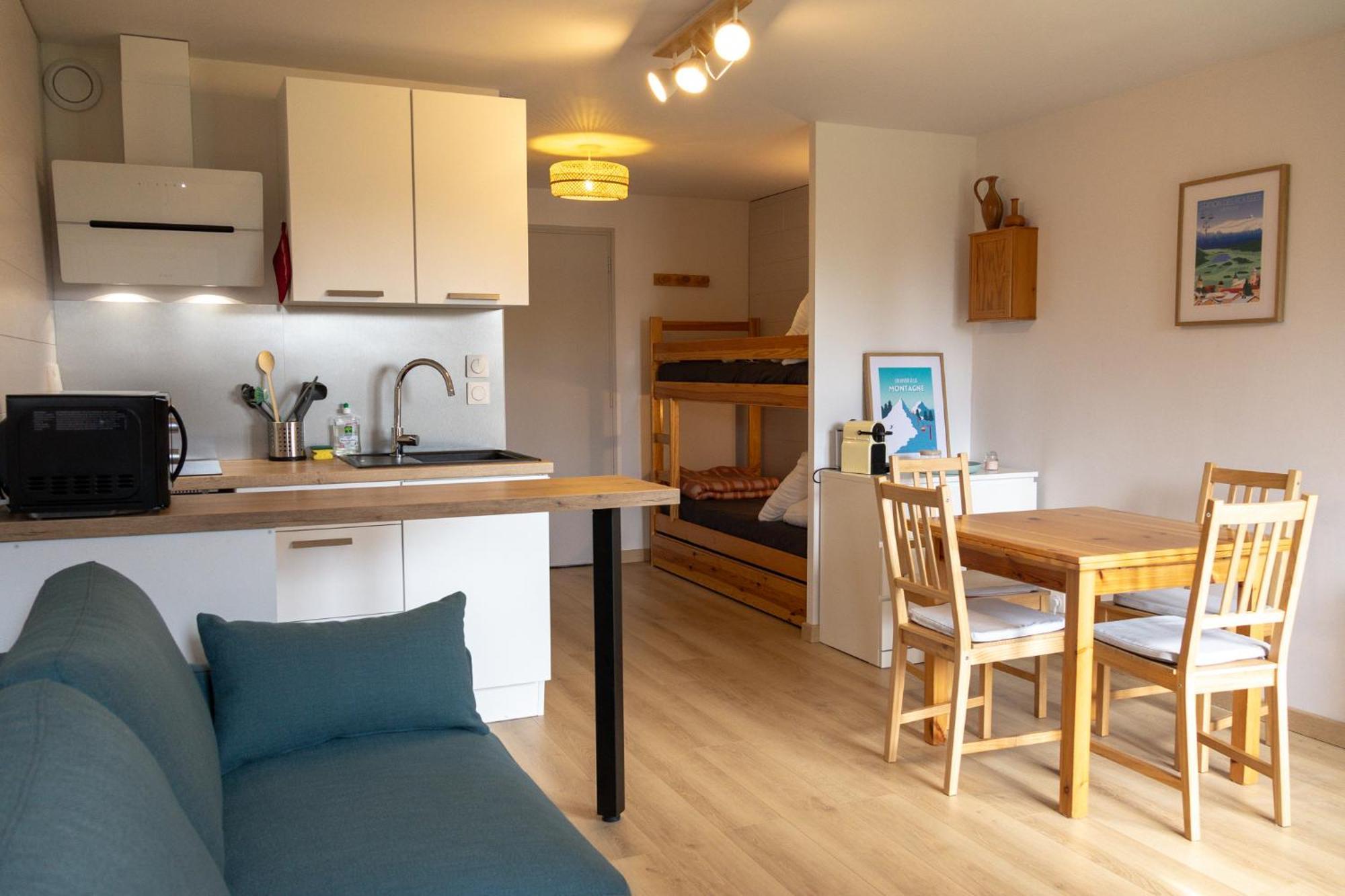 Chaleureux Appartement Avec Balcon Au Coeur Des Rousses Les Rousses Luaran gambar
